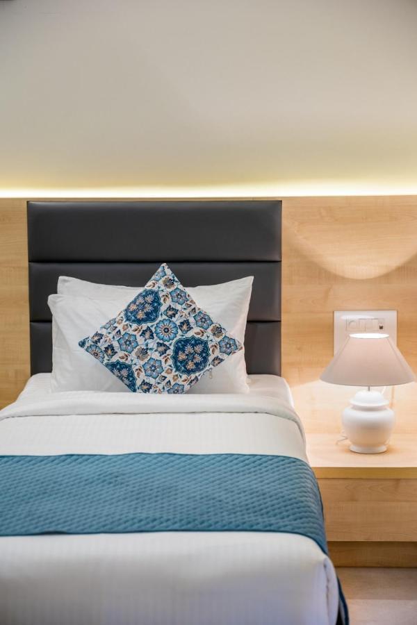 Deluxe Room,1297705870:JPEG