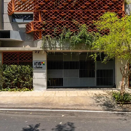 Iris Suites-2