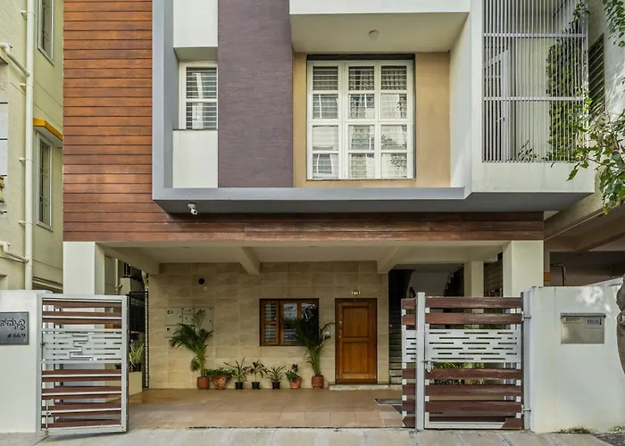 Gatsby Cabana 2Bhk Luxury By Spacez